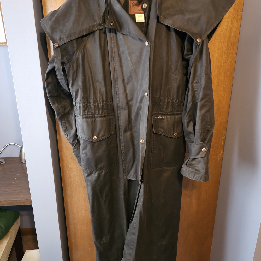 Oilskins of the Outback Men's Trench Coat - Black - Picture 2 of 4